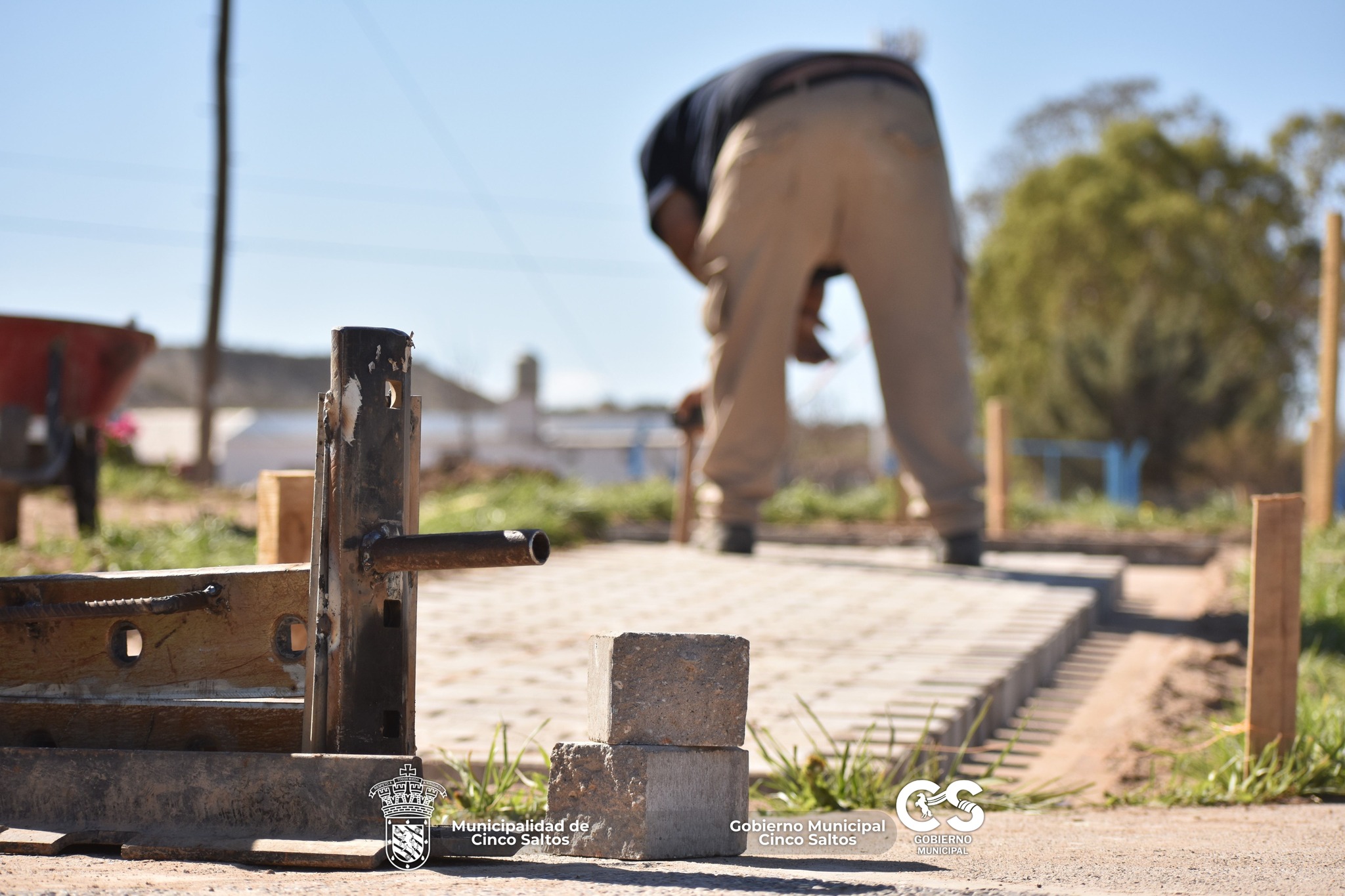 🚧 Avanza la obra en la costa del canal 🌿