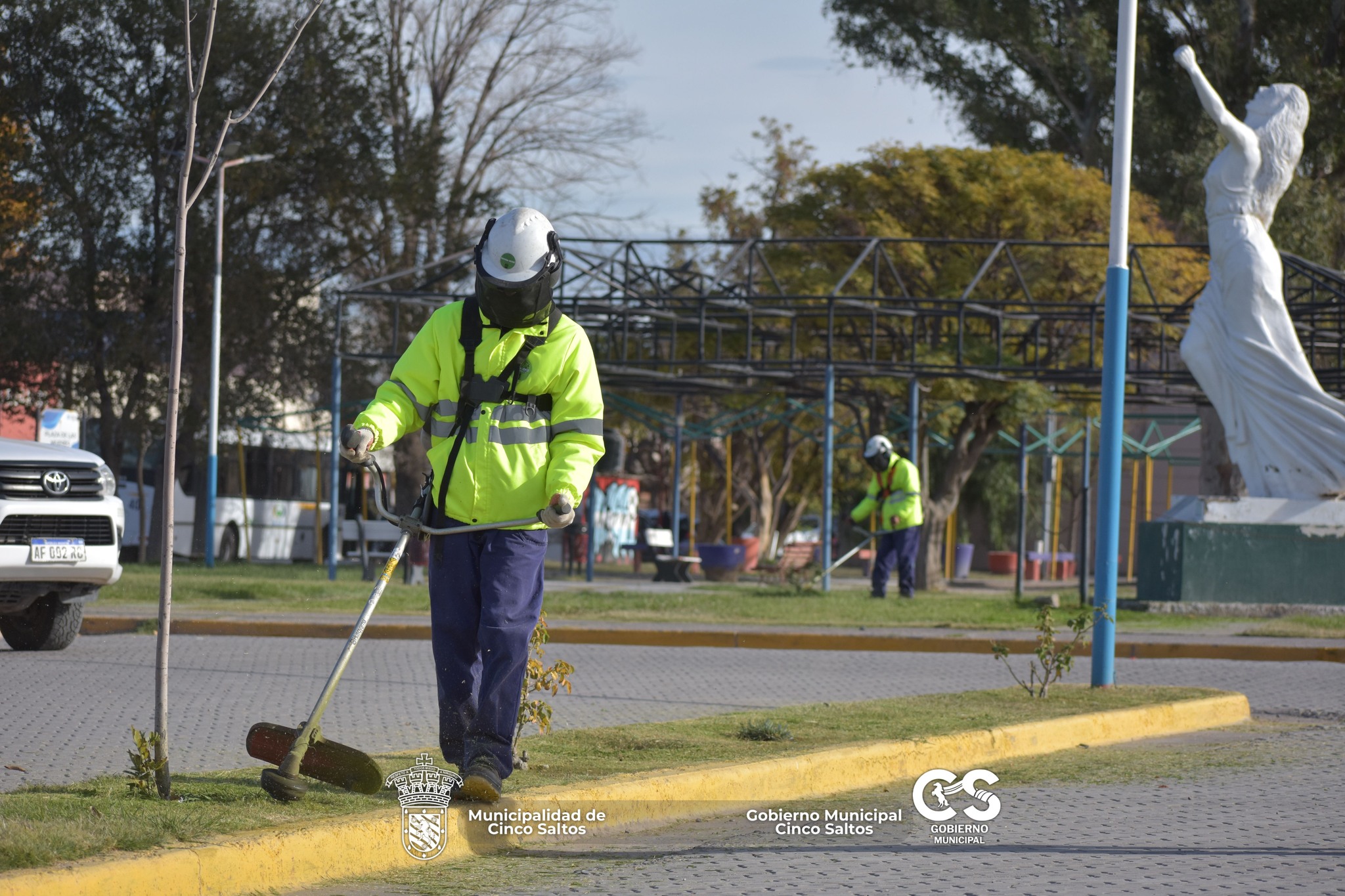 Trabajos de mantenimiento y puesta en valor en la Plazoleta de la Mujer