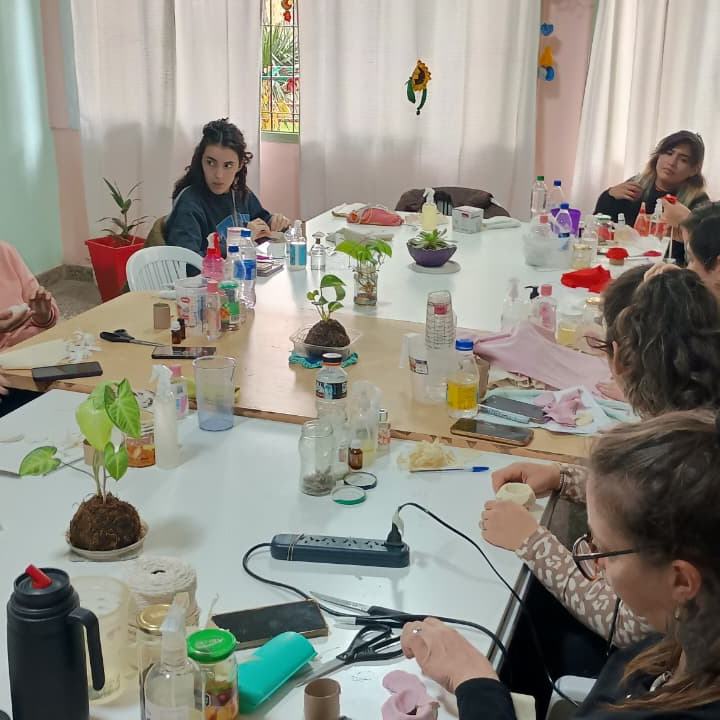 Finalización de los seminarios intensivos de difusores aromáticos y perfuminas